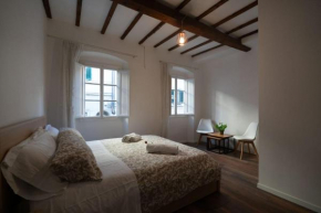 brand new apartment just a stone's throw from the station